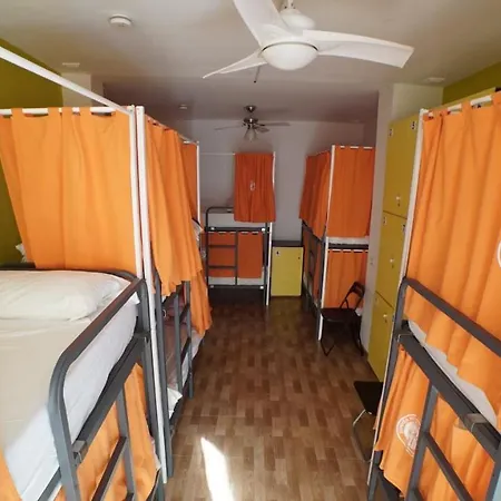 Hostel Summer Cadiz *