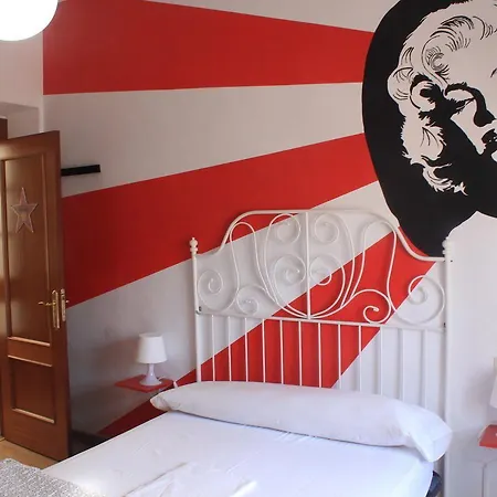 Summer Hostel Καντίζ