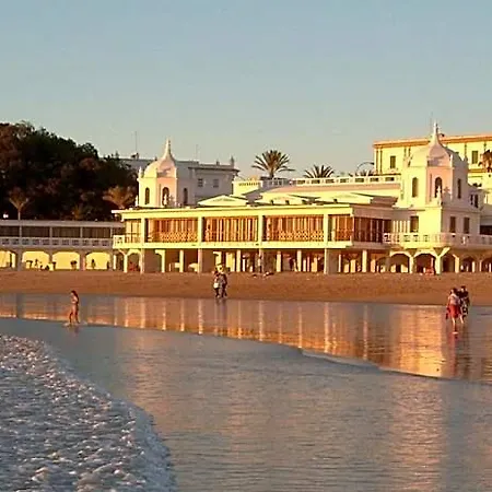 Summer Cadiz Hostel