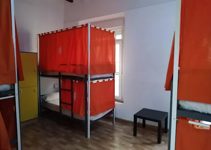 Summer Cadiz Hostel
